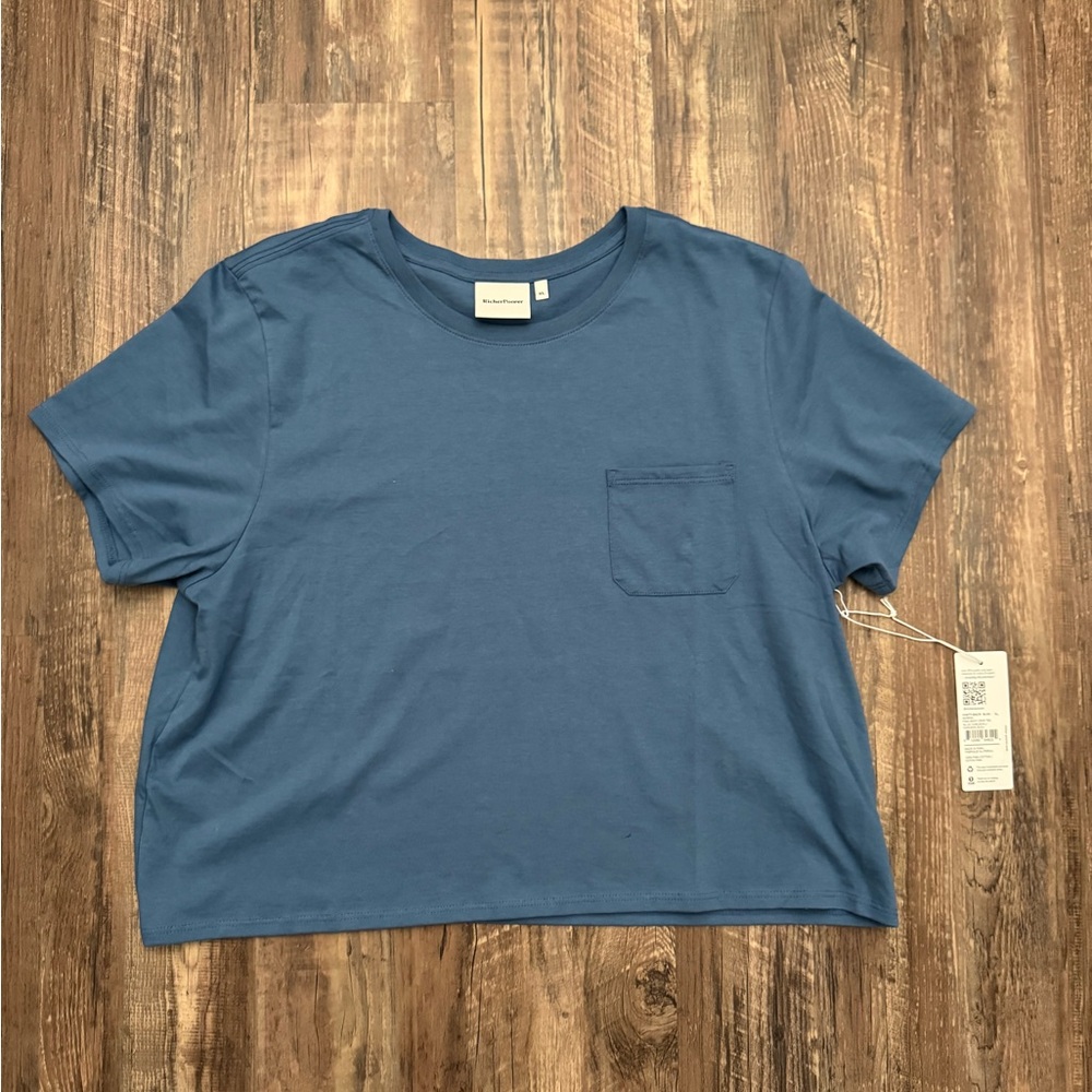 NWT Richer Poorer Pina Boxy Crop Tee